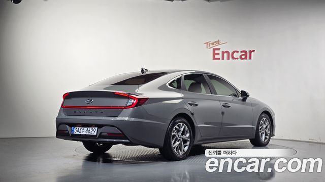 Hyundai Sonata 2022 — photo 2