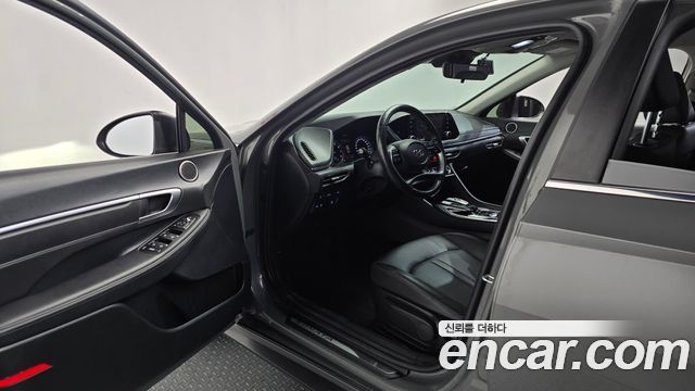 Hyundai Sonata 2022 — photo 10
