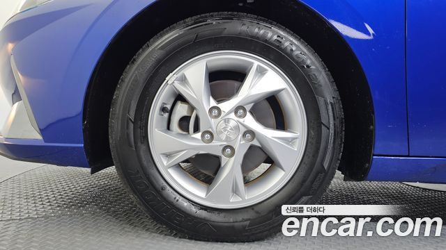 Hyundai AVANTE 2021 — photo 5