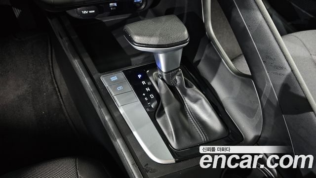 Hyundai AVANTE 2021 — photo 9
