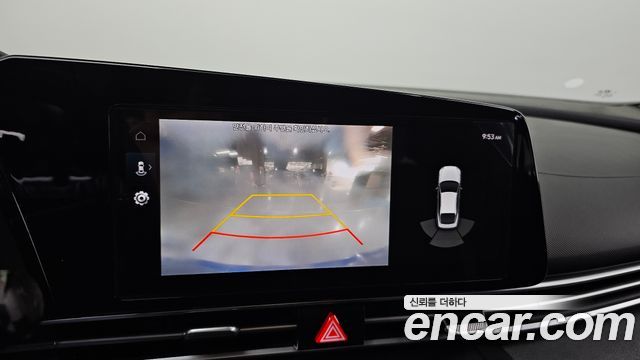 Hyundai AVANTE 2021 — photo 18