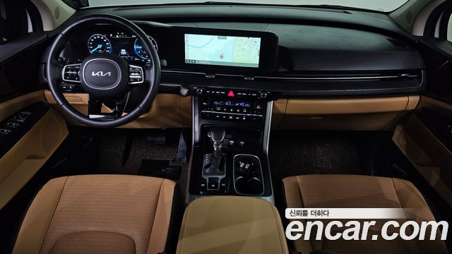 Kia Canival 2023 — photo 10