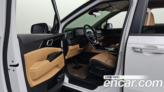 Kia Canival 2023 — photo 13