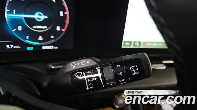 Kia Canival 2023 — photo 27