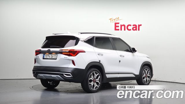 Kia Seltos 2022 — photo 2