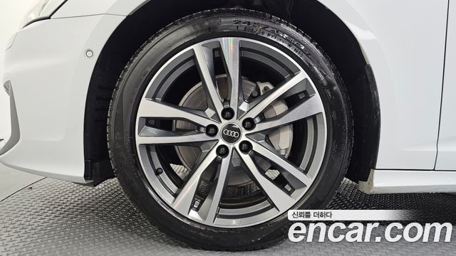 Audi A6 2022 — photo 5