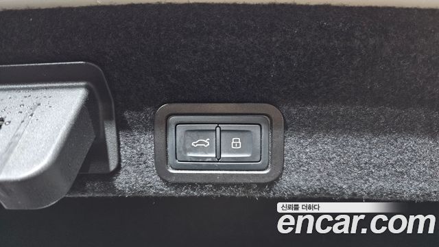 Audi A6 2022 — photo 23