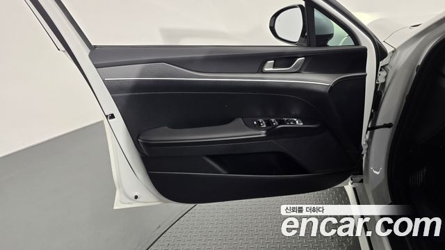 Kia K5 2026 — photo 14
