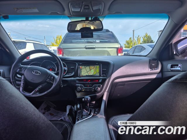 Kia K5 2012 — photo 17