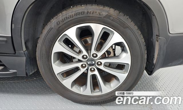 Kia Sorento 2012 — photo 7