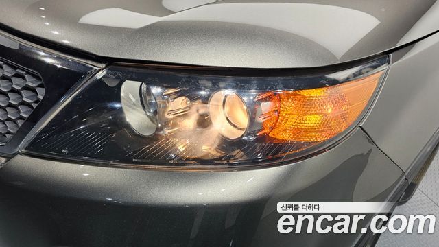 Kia Sorento 2012 — photo 8