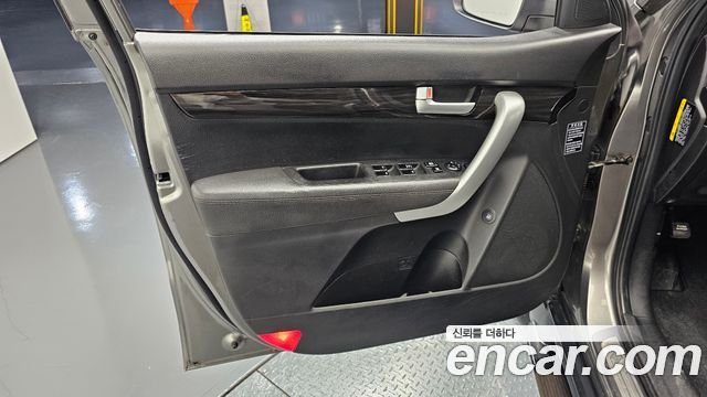 Kia Sorento 2012 — photo 14
