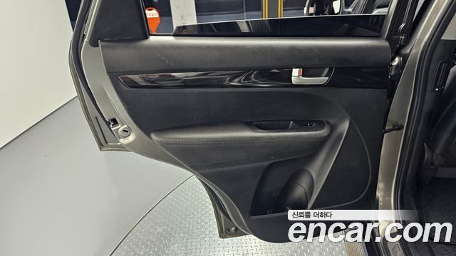 Kia Sorento 2012 — photo 15