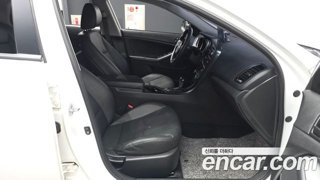 Kia K5 2015 — photo 17