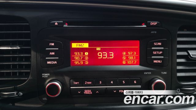 Kia K5 2015 — photo 22