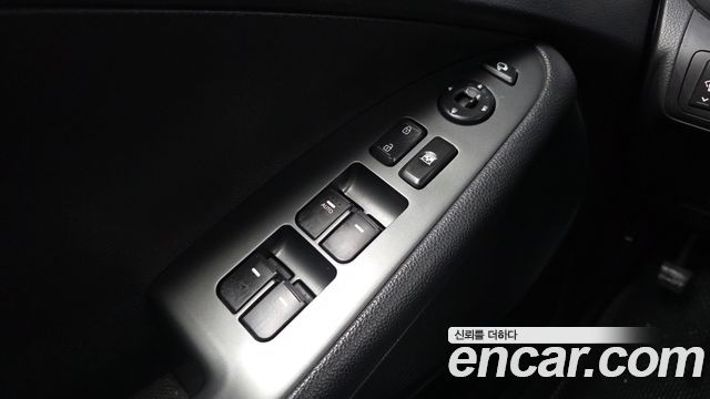 Kia K5 2015 — photo 28