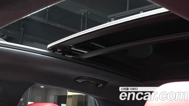 Genesis GV70 2024 — photo 25