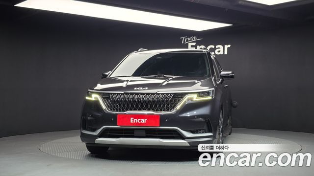 Kia Canival 2022 — photo 3