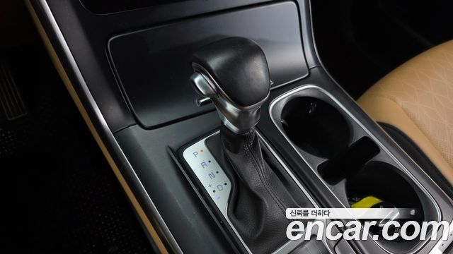 Kia Canival 2022 — photo 9