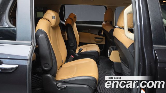 Kia Canival 2022 — photo 12