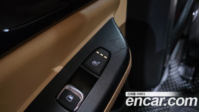 Kia Canival 2022 — photo 19