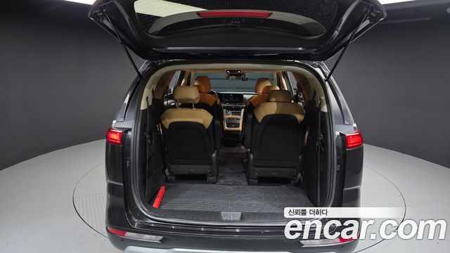 Kia Canival 2022 — photo 20