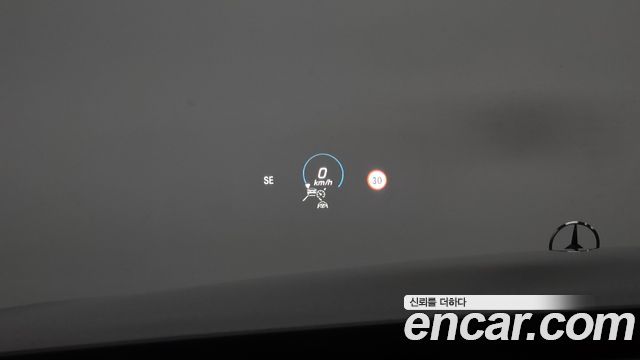 Mercedes-Benz E-Class 2022 — photo 25