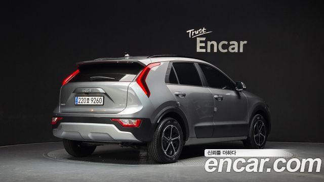 Kia Niro 2024 — photo 2