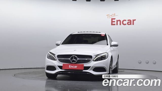Mercedes-Benz C-Class 2017 — photo 3