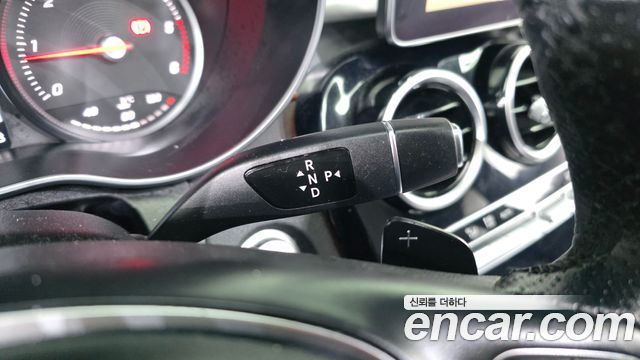 Mercedes-Benz C-Class 2017 — photo 9