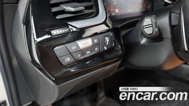 BMW Z4 2019 — photo 24
