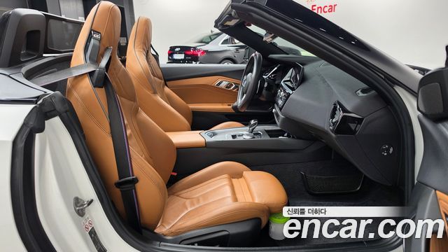 BMW Z4 2019 — photo 16