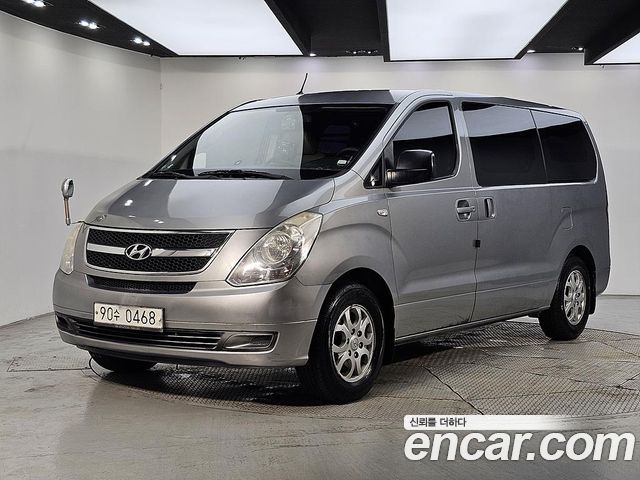 Hyundai Starex 2016 — photo 1