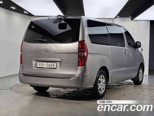 Hyundai Starex 2016 — photo 4