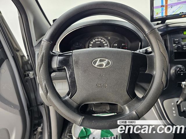 Hyundai Starex 2016 — photo 15