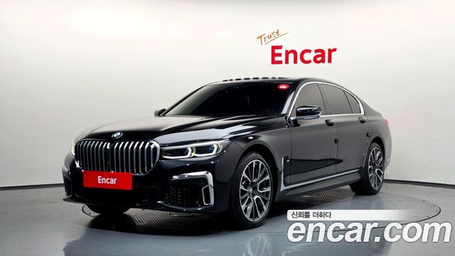 BMW 7-Series 2021 — photo 1