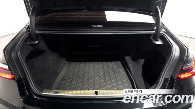 BMW 7-Series 2021 — photo 5