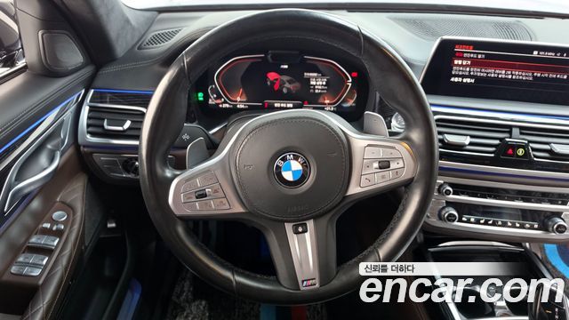 BMW 7-Series 2021 — photo 14