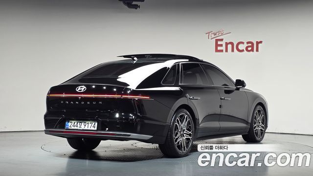 Hyundai Grandeur 2023 — photo 2