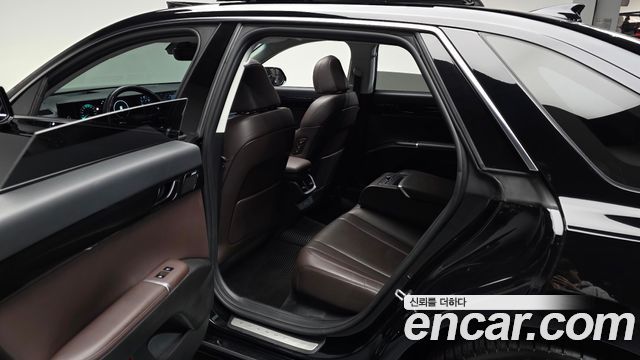 Hyundai Grandeur 2023 — photo 16