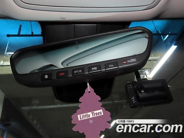 Genesis EQ900 2016 — photo 14