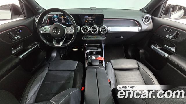 Mercedes-Benz EQB 2022 — photo 10