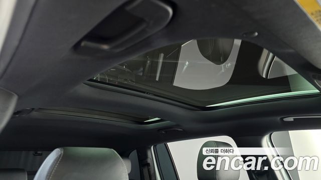 Mercedes-Benz EQB 2022 — photo 22
