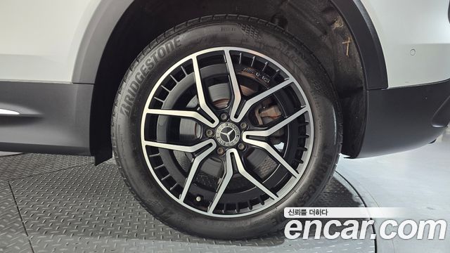 Mercedes-Benz EQB 2022 — photo 7