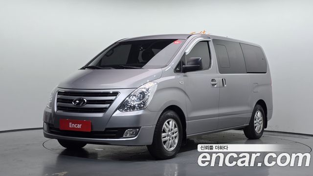 Hyundai Starex 2016 — photo 1