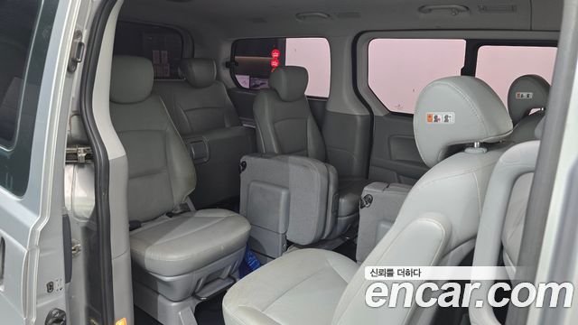 Hyundai Starex 2016 — photo 17