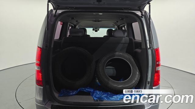 Hyundai Starex 2016 — photo 22