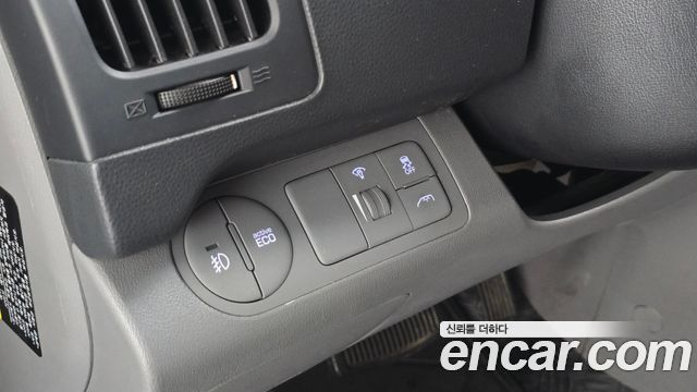 Hyundai Starex 2016 — photo 26