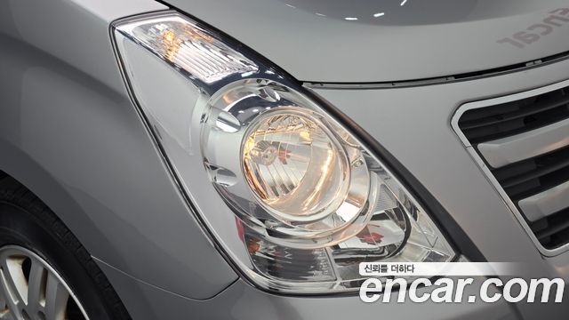Hyundai Starex 2016 — photo 8