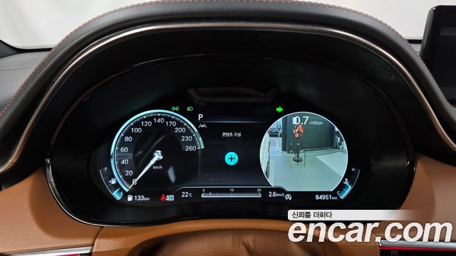 Genesis GV70 2021 — photo 11